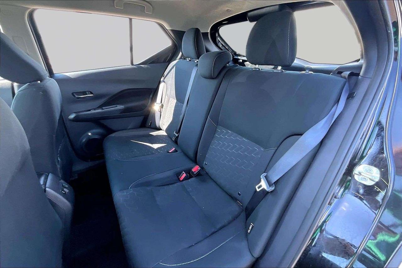 2024 Nissan Kicks SV FWD / FUEL SAVER / APPLE CARPLAY Photo