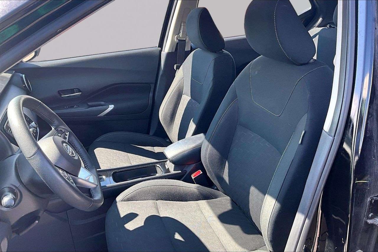 2024 Nissan Kicks SV FWD / FUEL SAVER / APPLE CARPLAY Photo