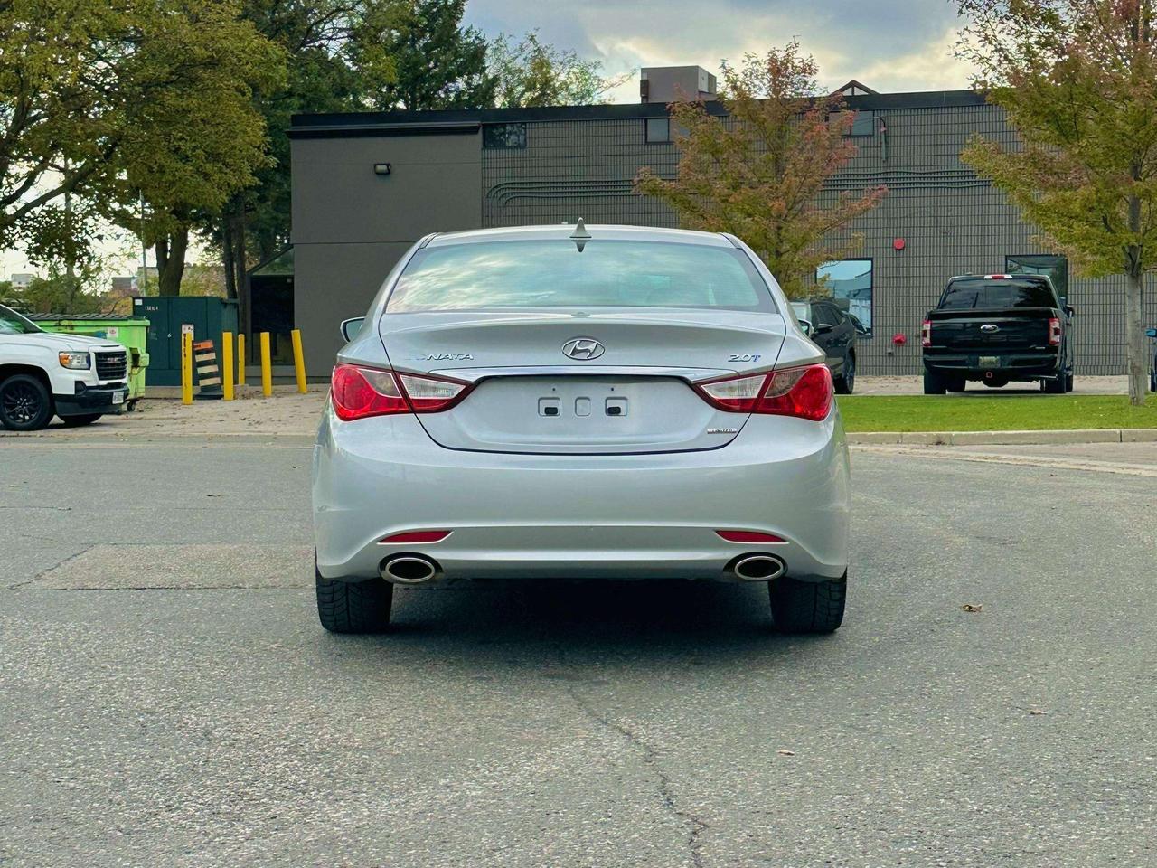 2011 Hyundai Sonata LIMITED Photo