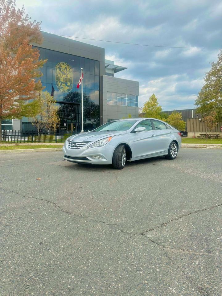2011 Hyundai Sonata LIMITED Photo
