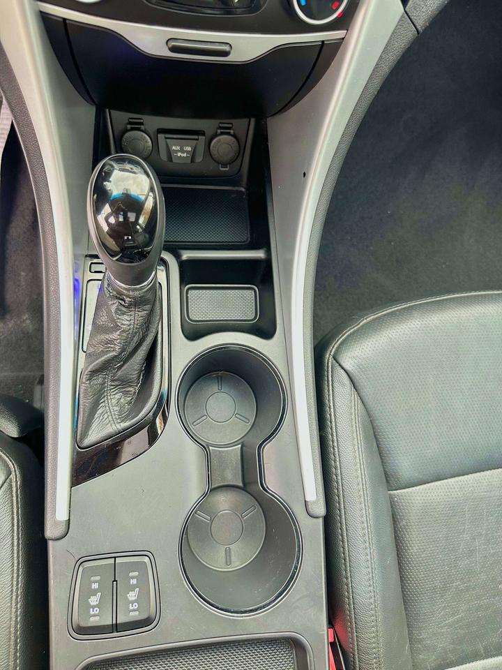 2011 Hyundai Sonata LIMITED Photo