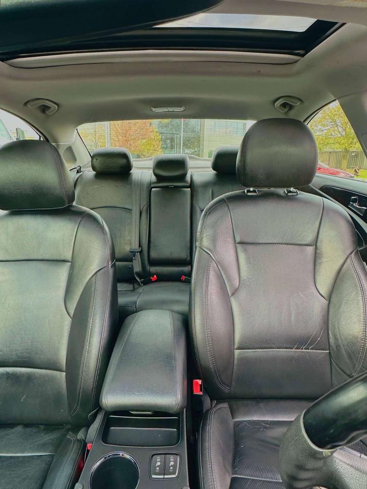 2011 Hyundai Sonata LIMITED Photo