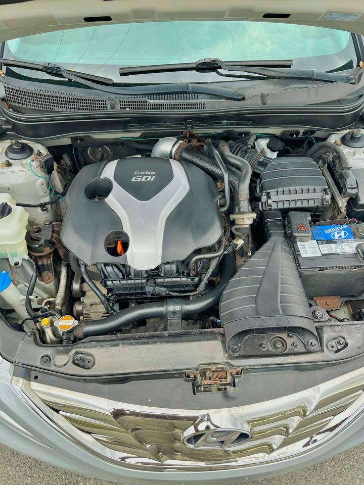2011 Hyundai Sonata LIMITED Photo