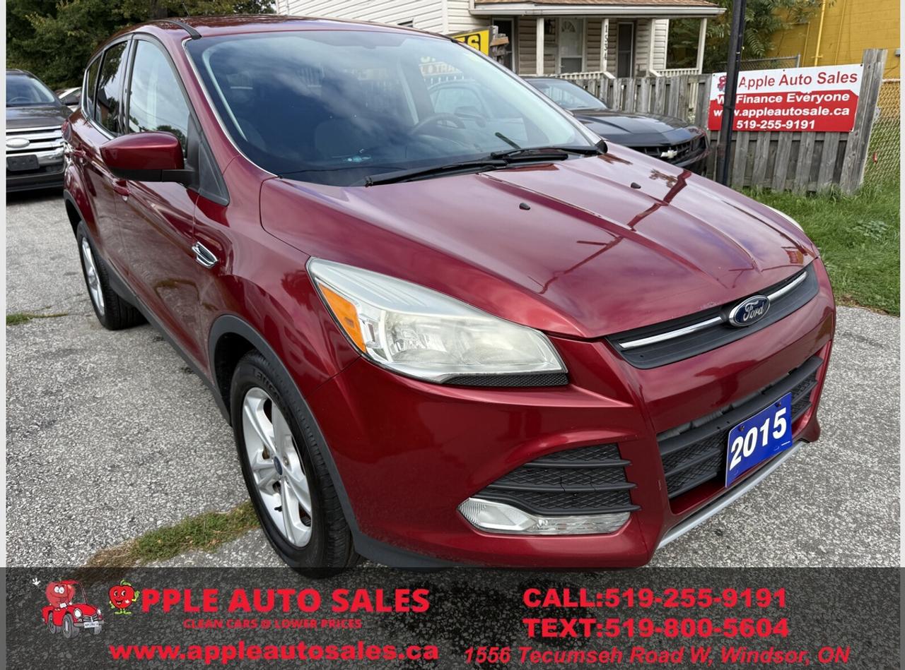 2015 Ford Escape SE Photo