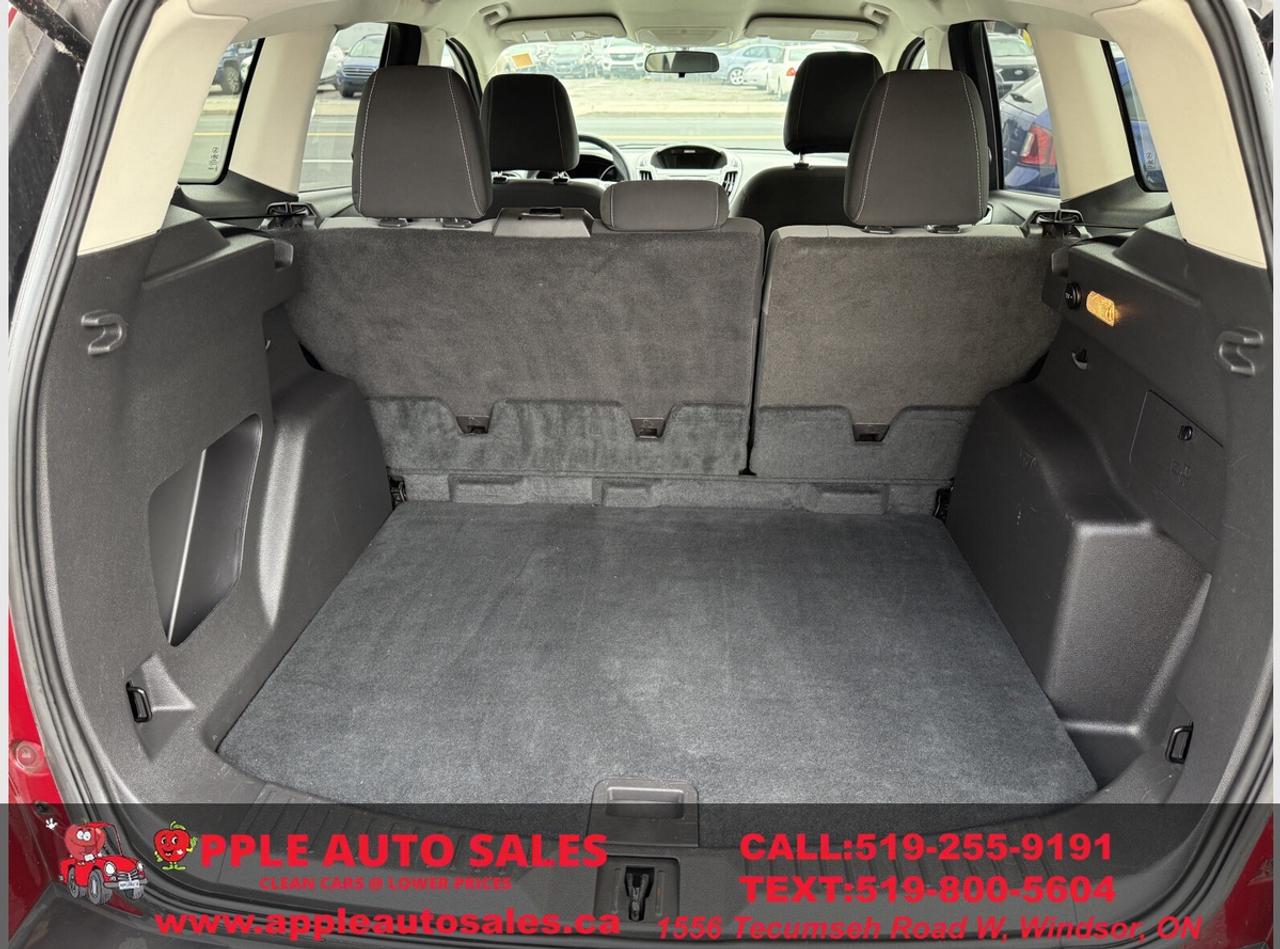 2015 Ford Escape SE Photo