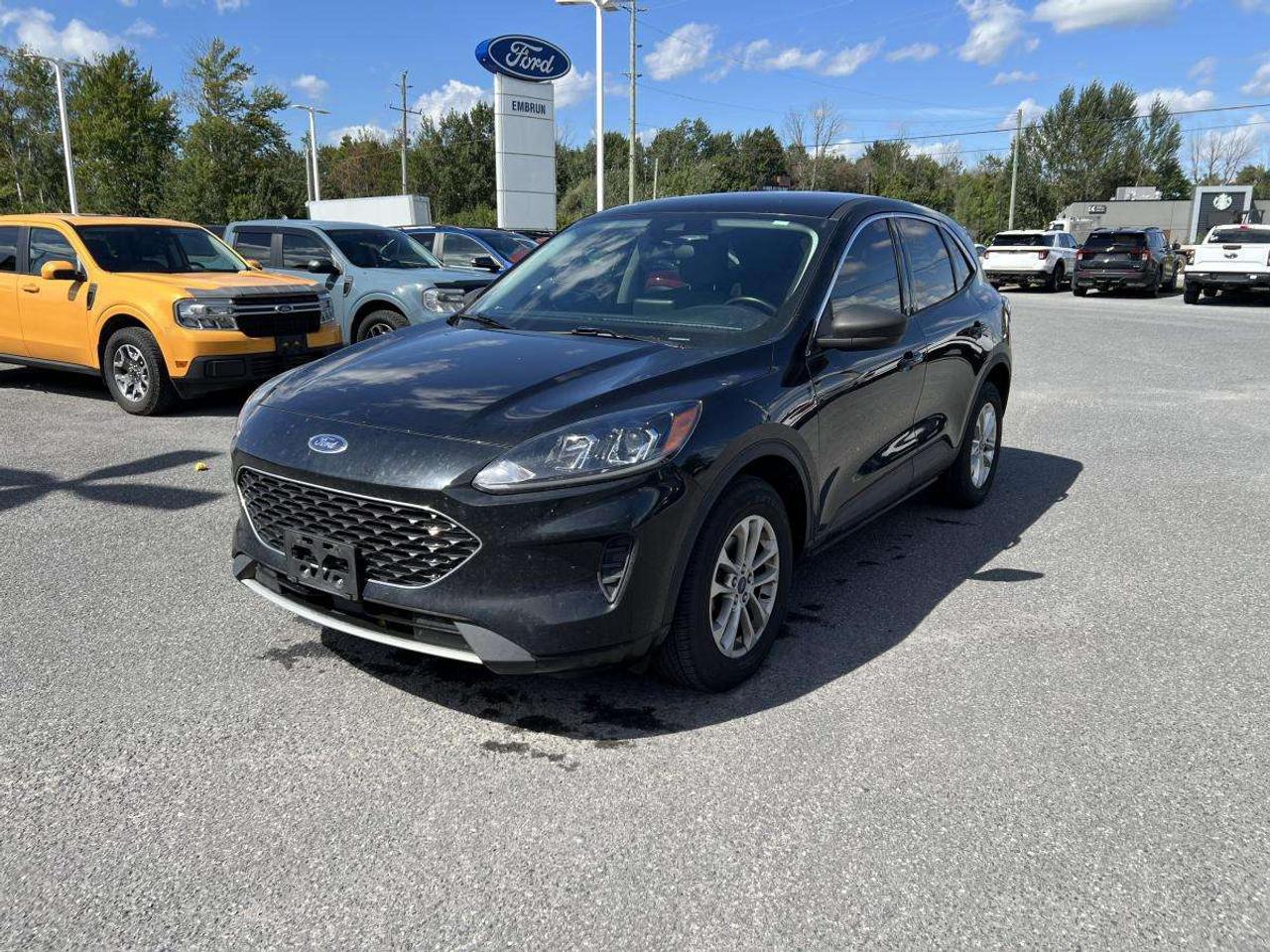 2022 Ford Escape SE AWD Photo1