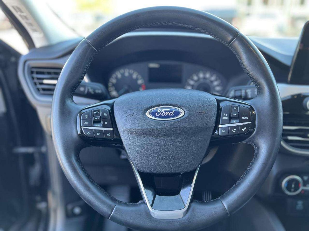 2022 Ford Escape SE AWD Photo