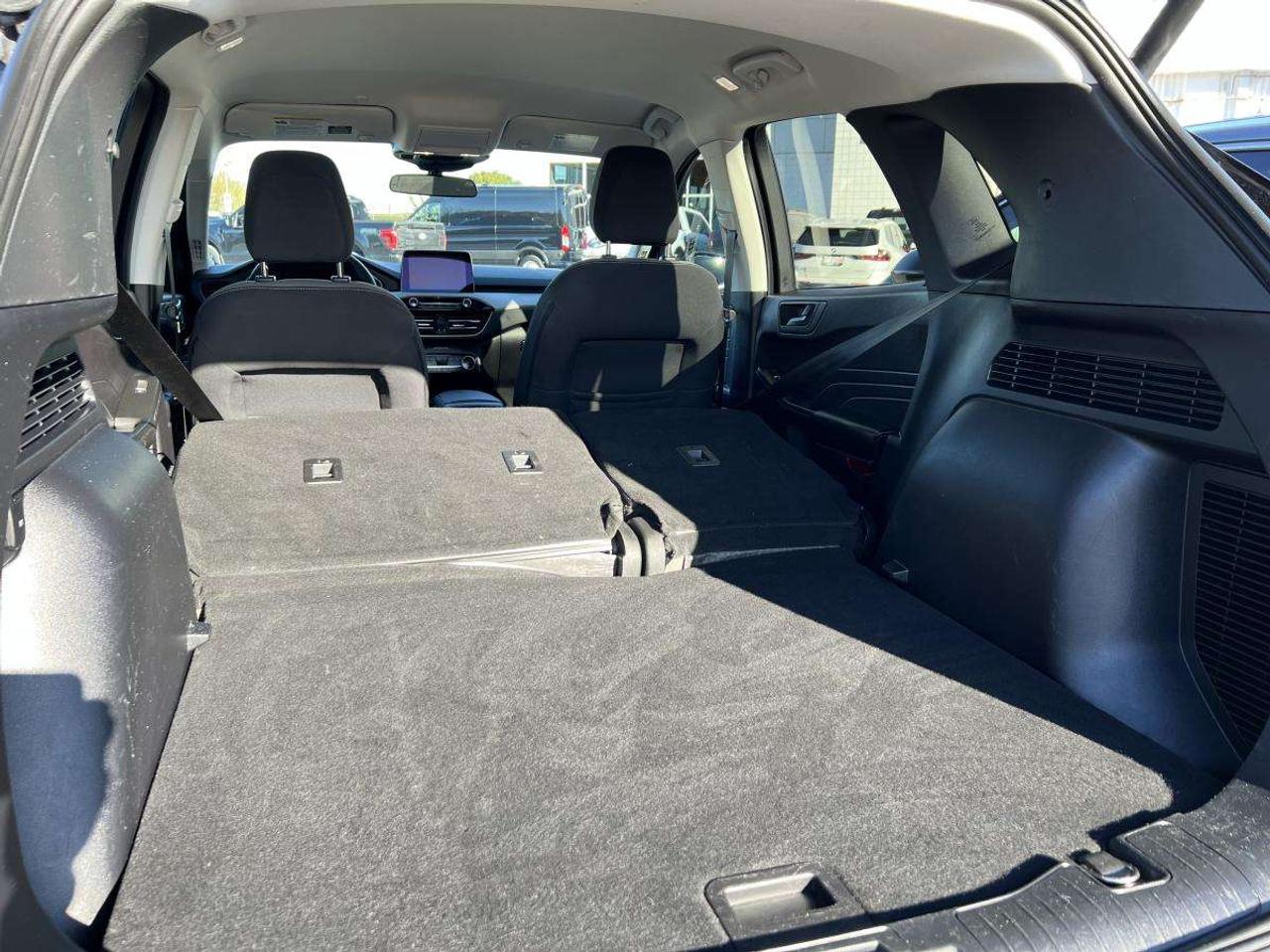 2022 Ford Escape SE AWD Photo