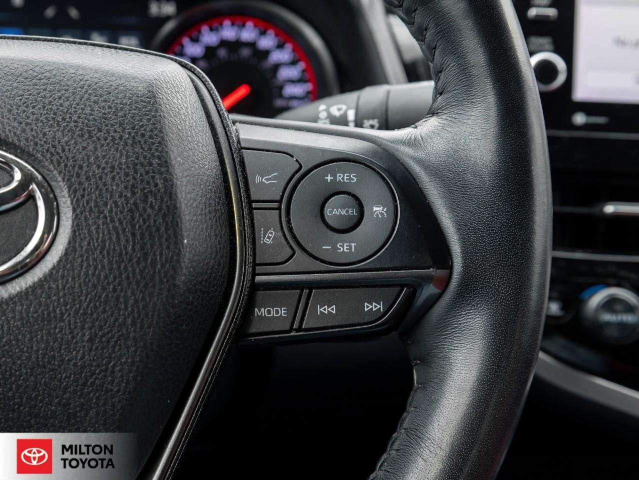 2022 Toyota Camry LEATHER NAVIGATION PANORAMIC ROOF ONE OWNER XSE Photo