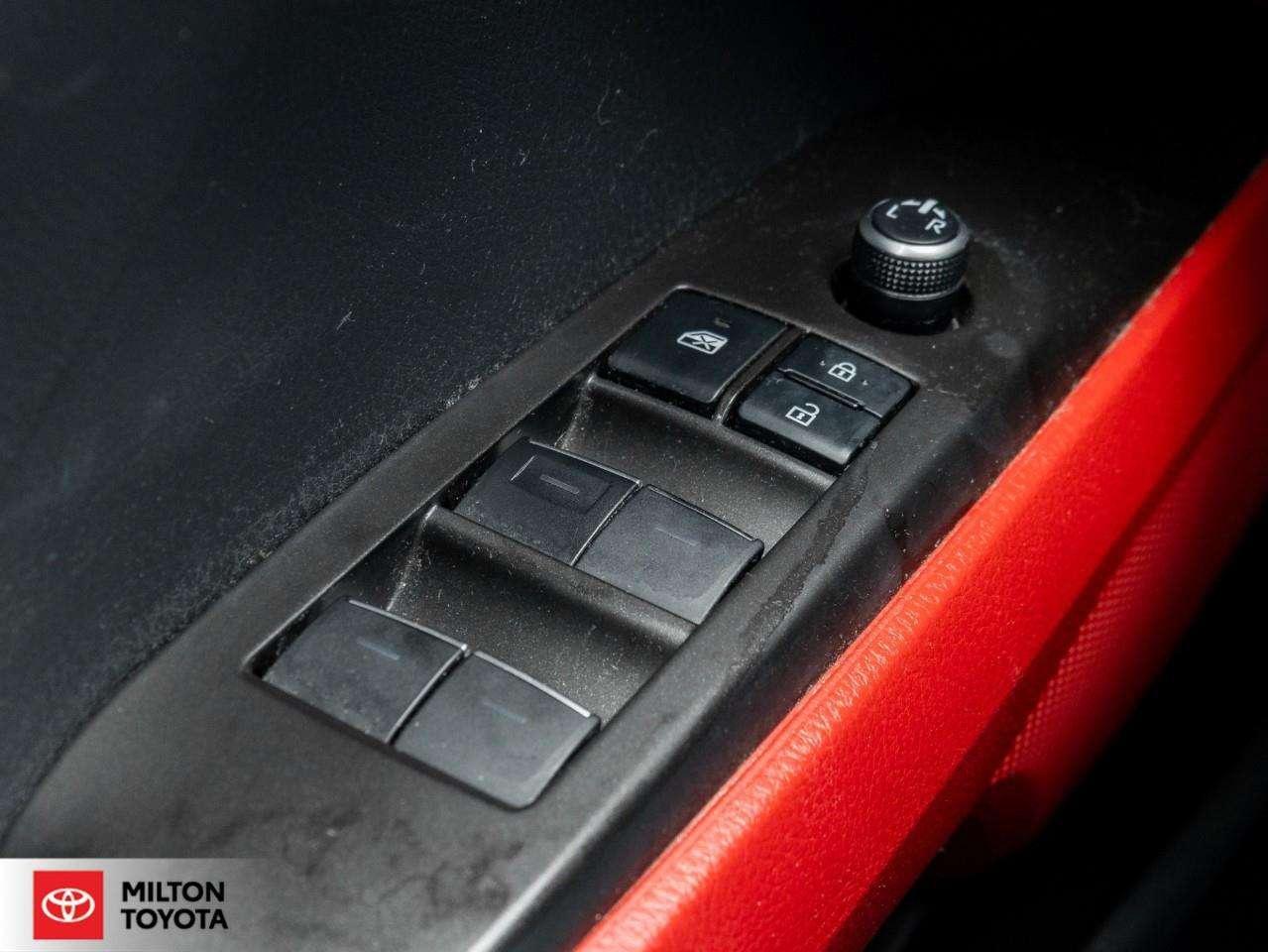 2022 Toyota Camry LEATHER NAVIGATION PANORAMIC ROOF ONE OWNER XSE Photo