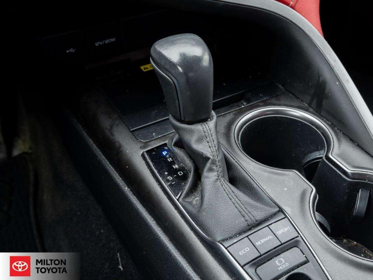 2022 Toyota Camry LEATHER NAVIGATION PANORAMIC ROOF ONE OWNER XSE Photo