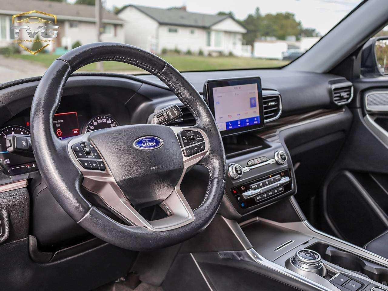 2020 Ford Explorer Limited 4WD   LTHR   7 PASS   Loaded   B&O   CLEAN Photo