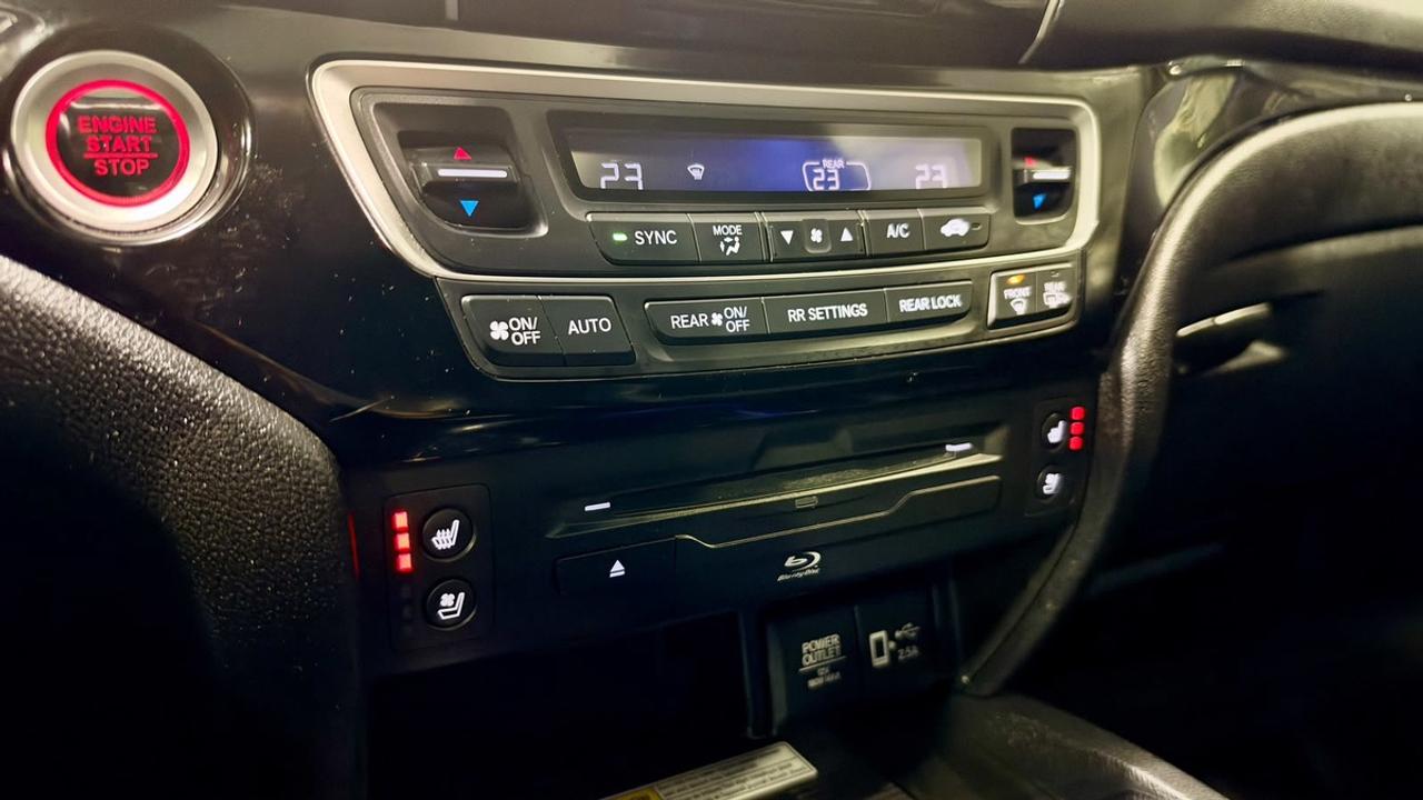 2019 Honda Pilot Touring Photo