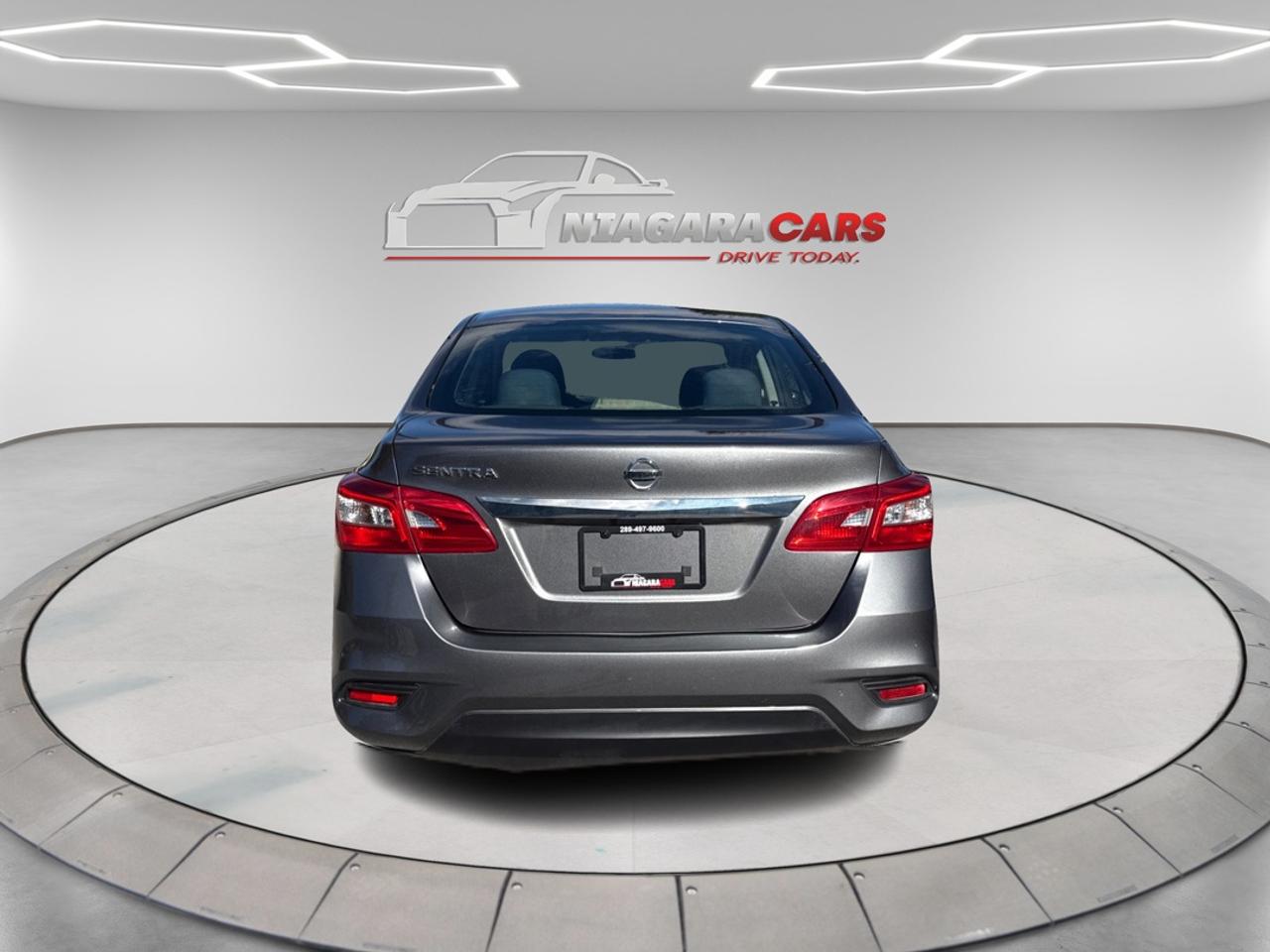 2016 Nissan Sentra SV Photo