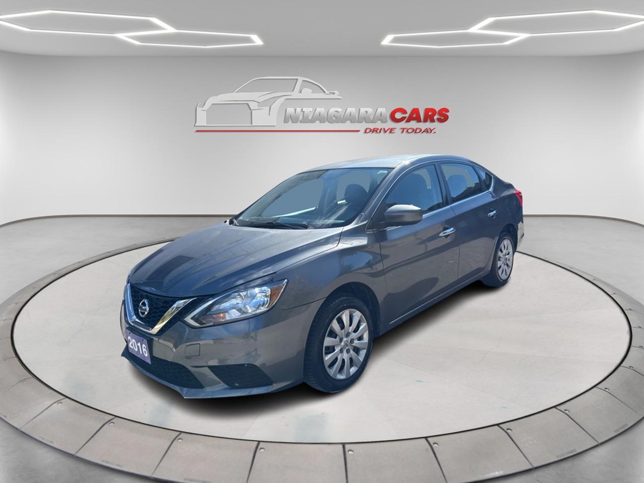 2016 Nissan Sentra SV Photo