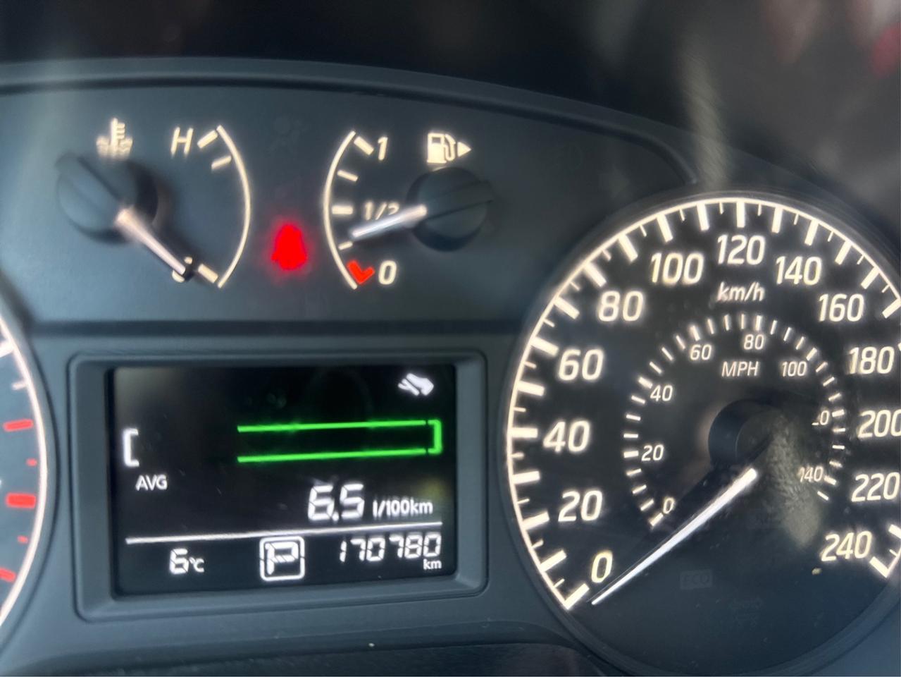 2016 Nissan Sentra SV Photo