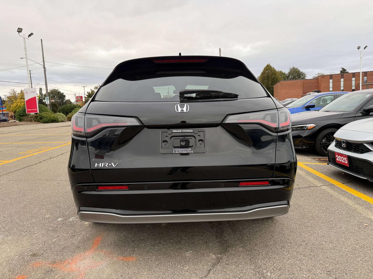 2023 Honda HR-V EX-L Navi   LEATHER   NO CLAIMS   ONE OWNER Photo