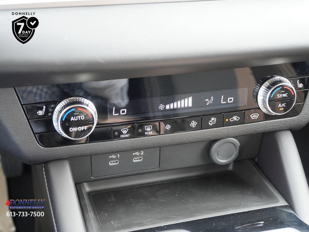 2026 Mitsubishi Outlander Plug-In Hybrid ES S-AWC Photo