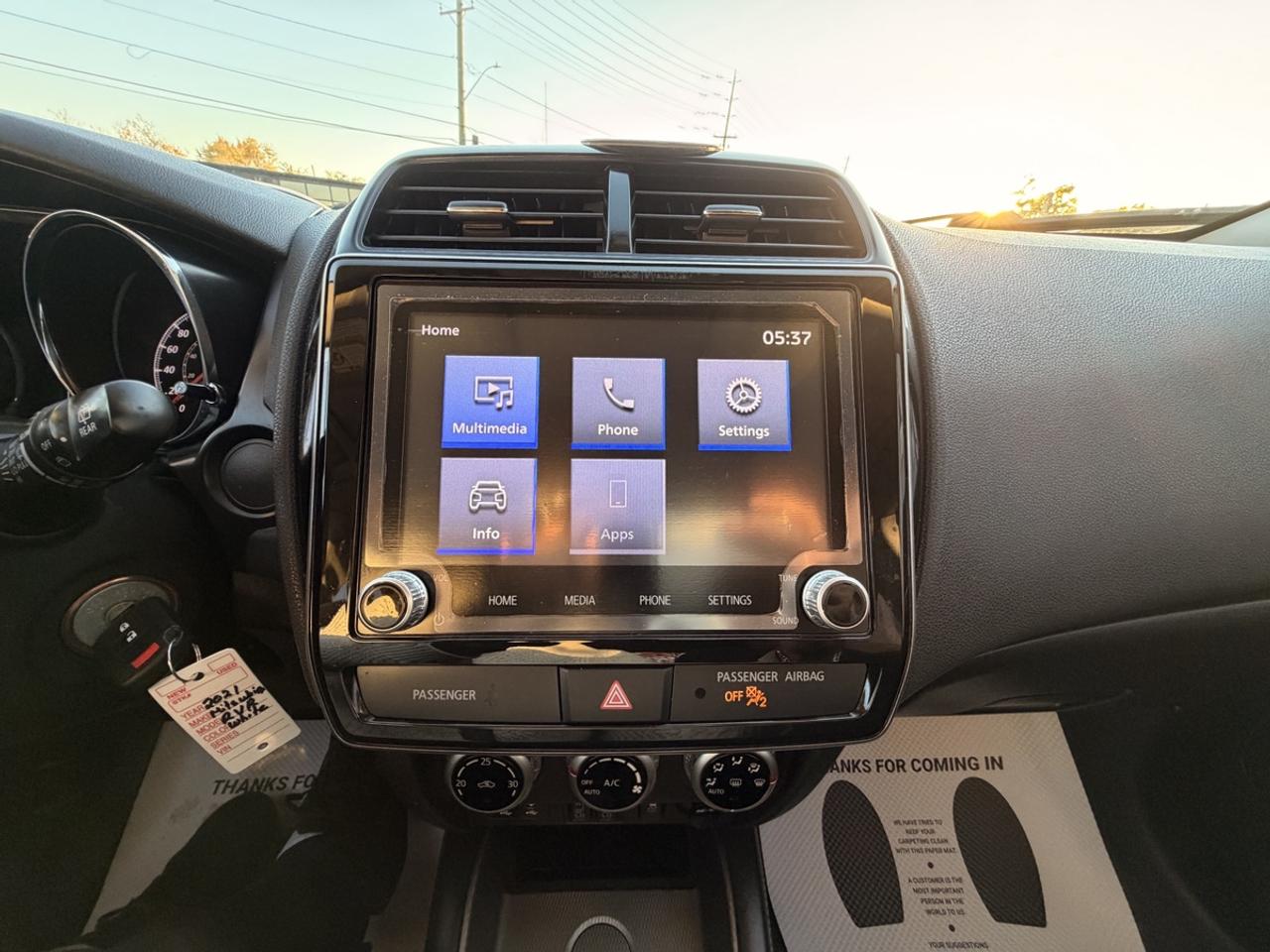2021 Mitsubishi RVR ES Photo