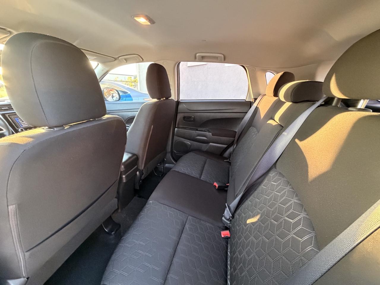 2021 Mitsubishi RVR ES Photo