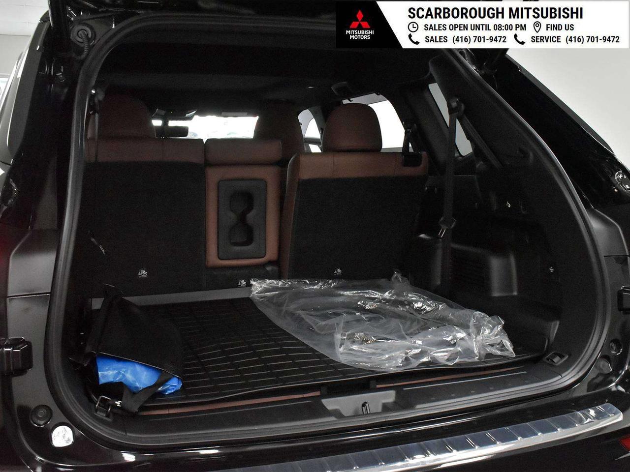 2026 Mitsubishi Outlander GT PREMIUM Demo Photo