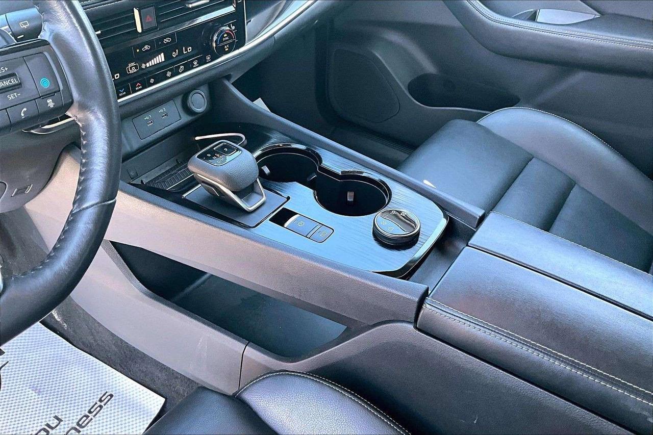 2024 Nissan Rogue SL   Leather   Sunroof   90 DAYS NO PAYMENTS Photo