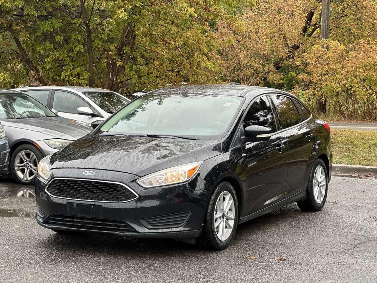 2018 Ford Focus SE Photo2