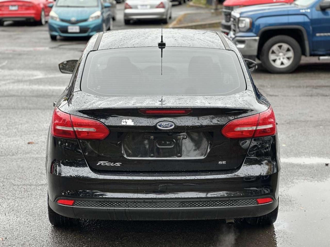2018 Ford Focus SE Photo