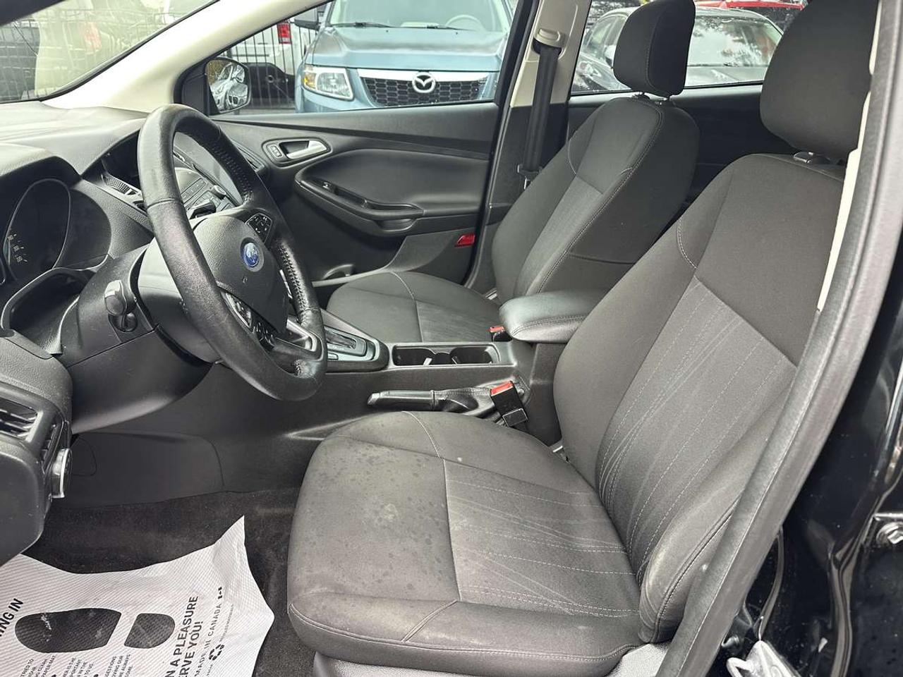 2018 Ford Focus SE Photo