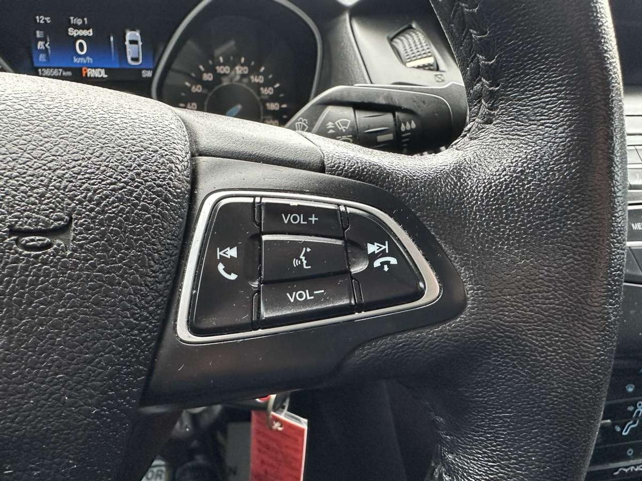 2018 Ford Focus SE Photo