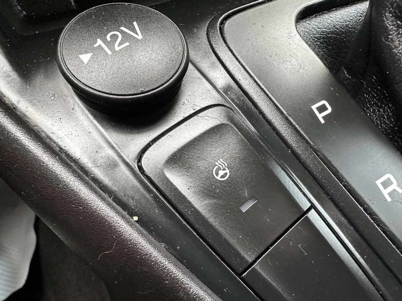 2018 Ford Focus SE Photo