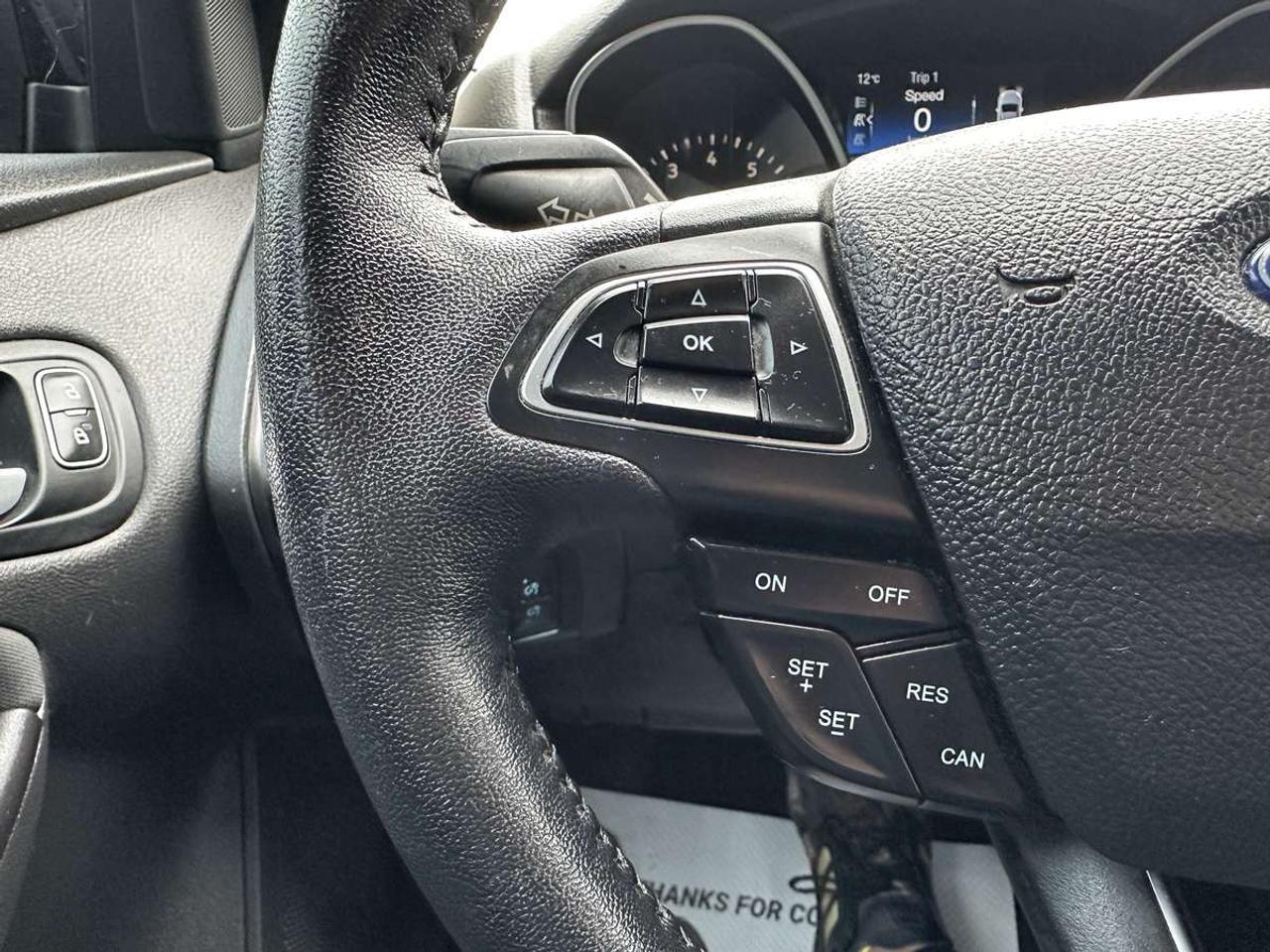 2018 Ford Focus SE Photo