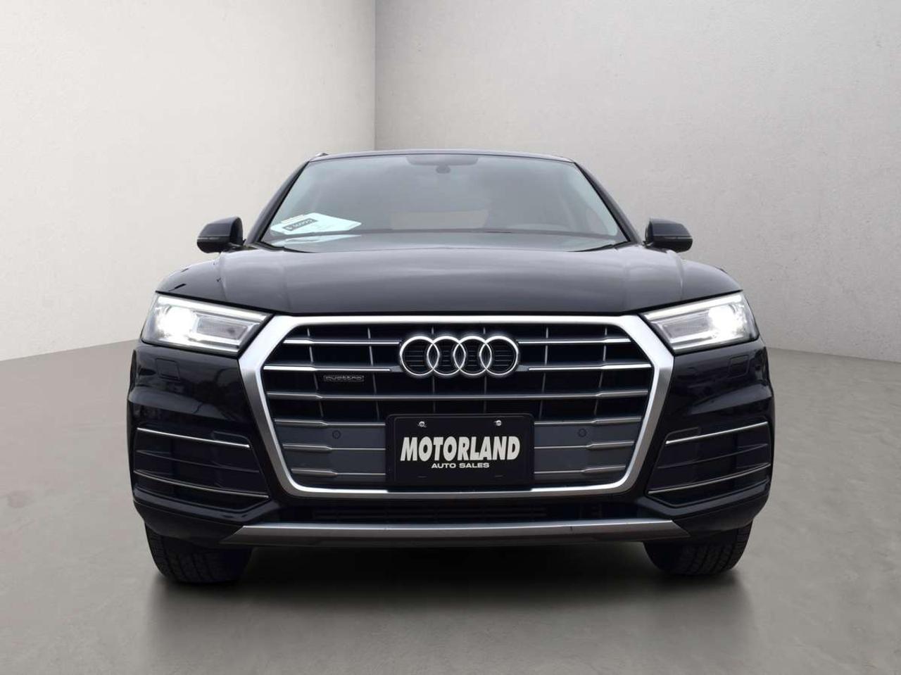 2019 Audi Q5 Progressiv AWD Navi Panoramic Sunroof Photo5