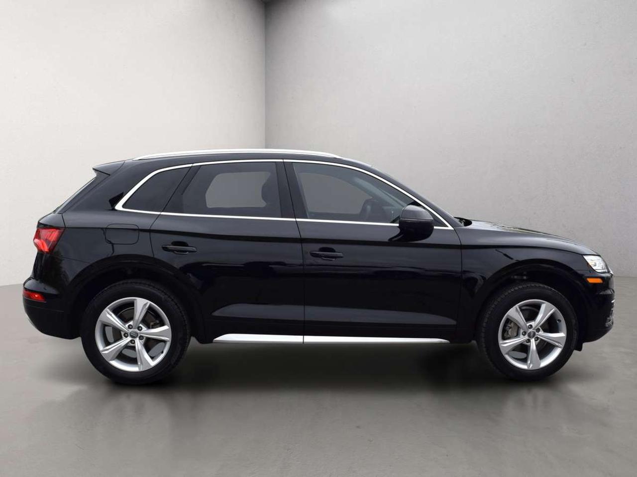 2019 Audi Q5 Progressiv AWD Navi Panoramic Sunroof Photo3