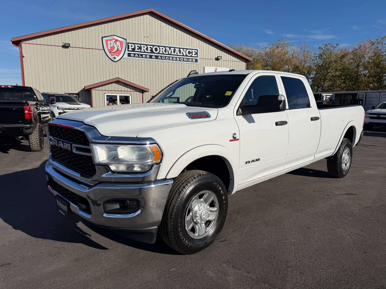2020 RAM 3500 Tradesman Photo0