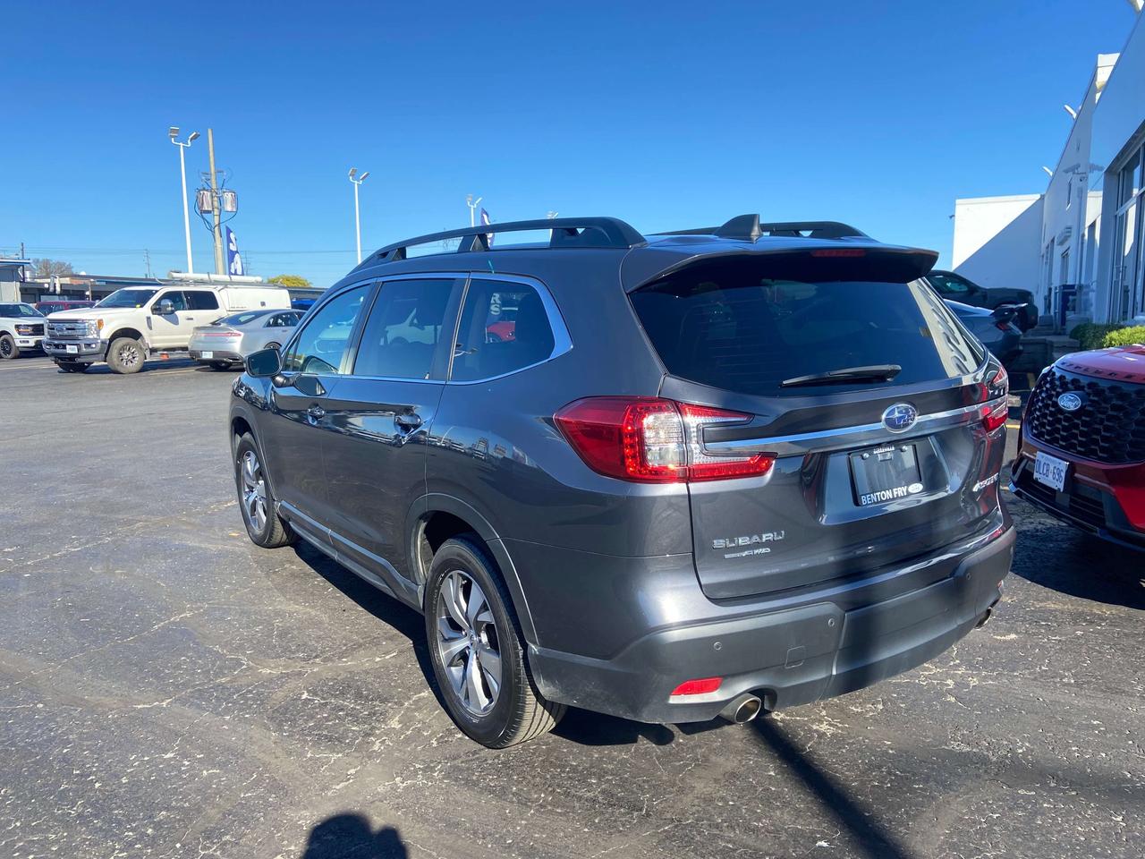 2023 Subaru ASCENT Touring Photo2