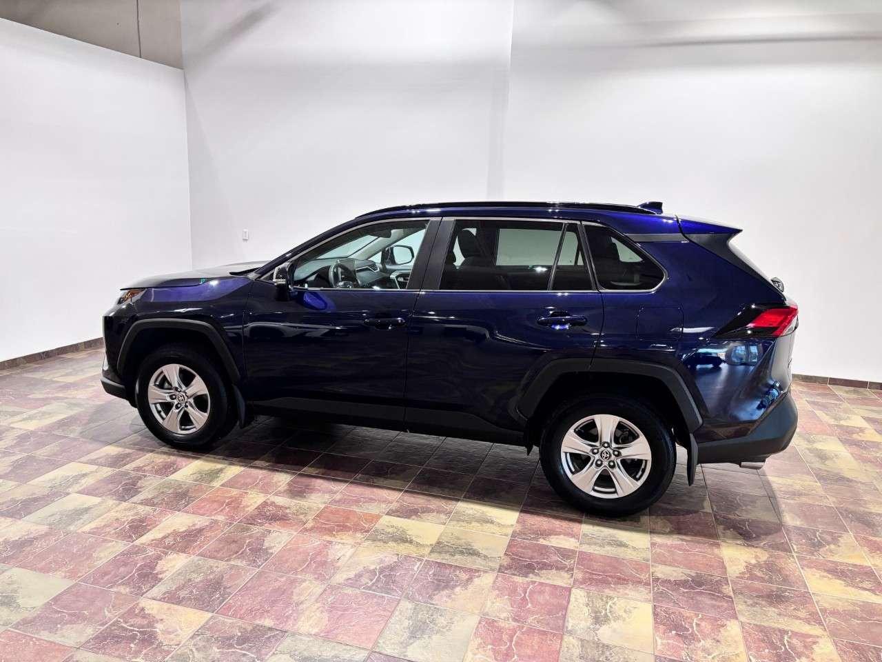 2025 Toyota RAV4 XLE AWD Photo