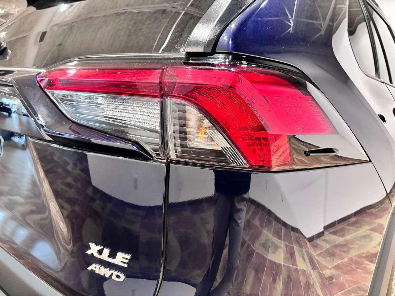 2025 Toyota RAV4 XLE AWD Photo