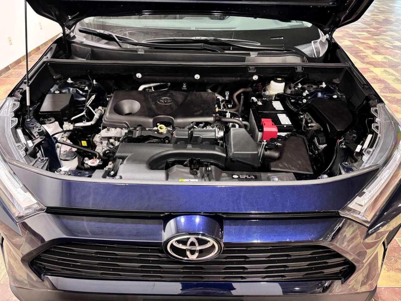 2025 Toyota RAV4 XLE AWD Photo