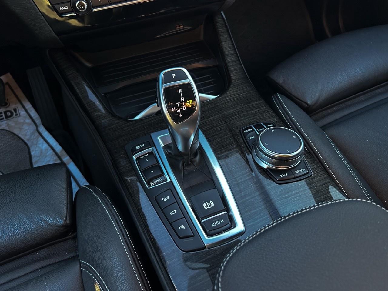 2018 BMW X4 28i xDrive / M Package / Full Options Photo