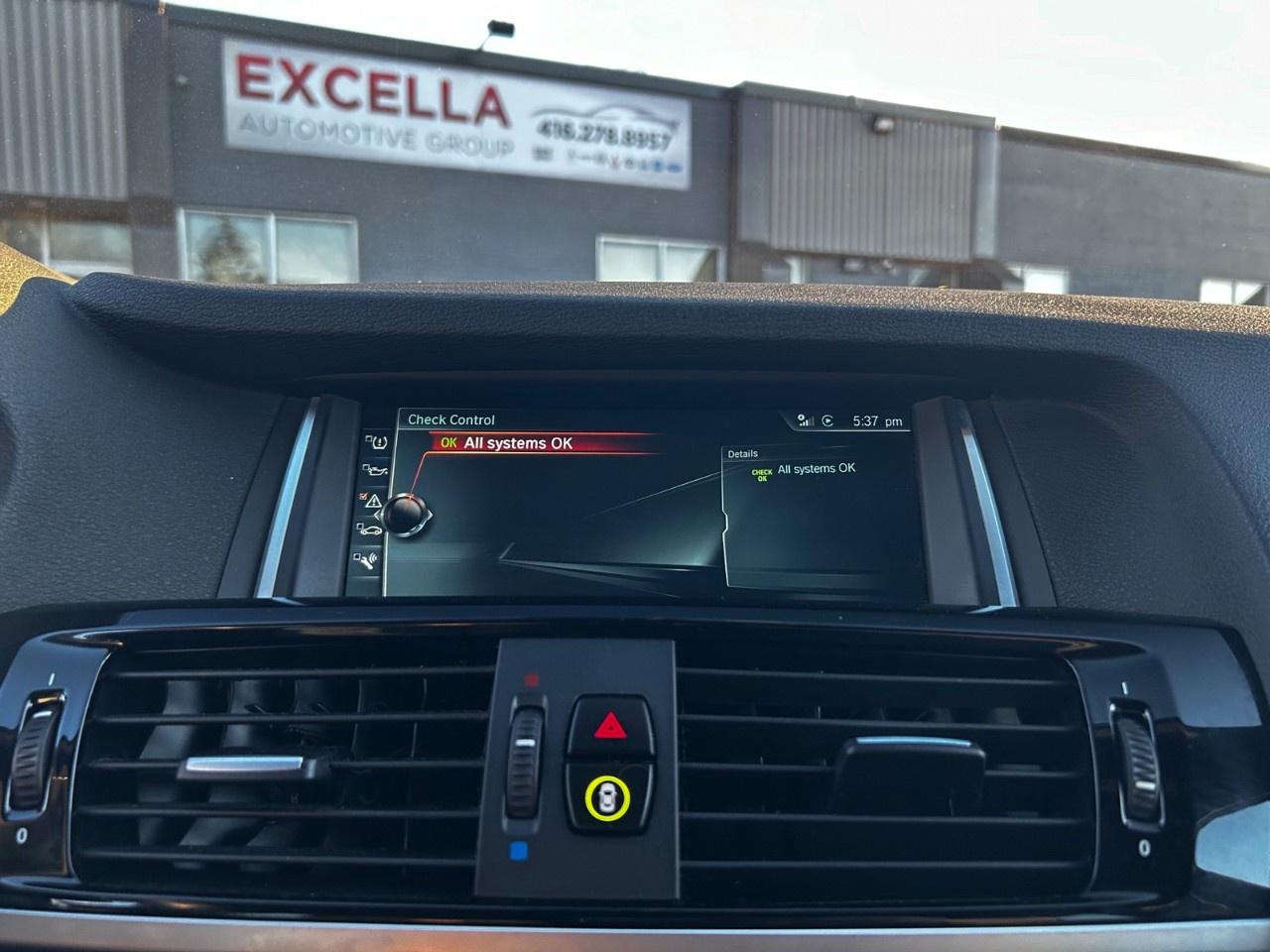 2018 BMW X4 28i xDrive / M Package / Full Options Photo