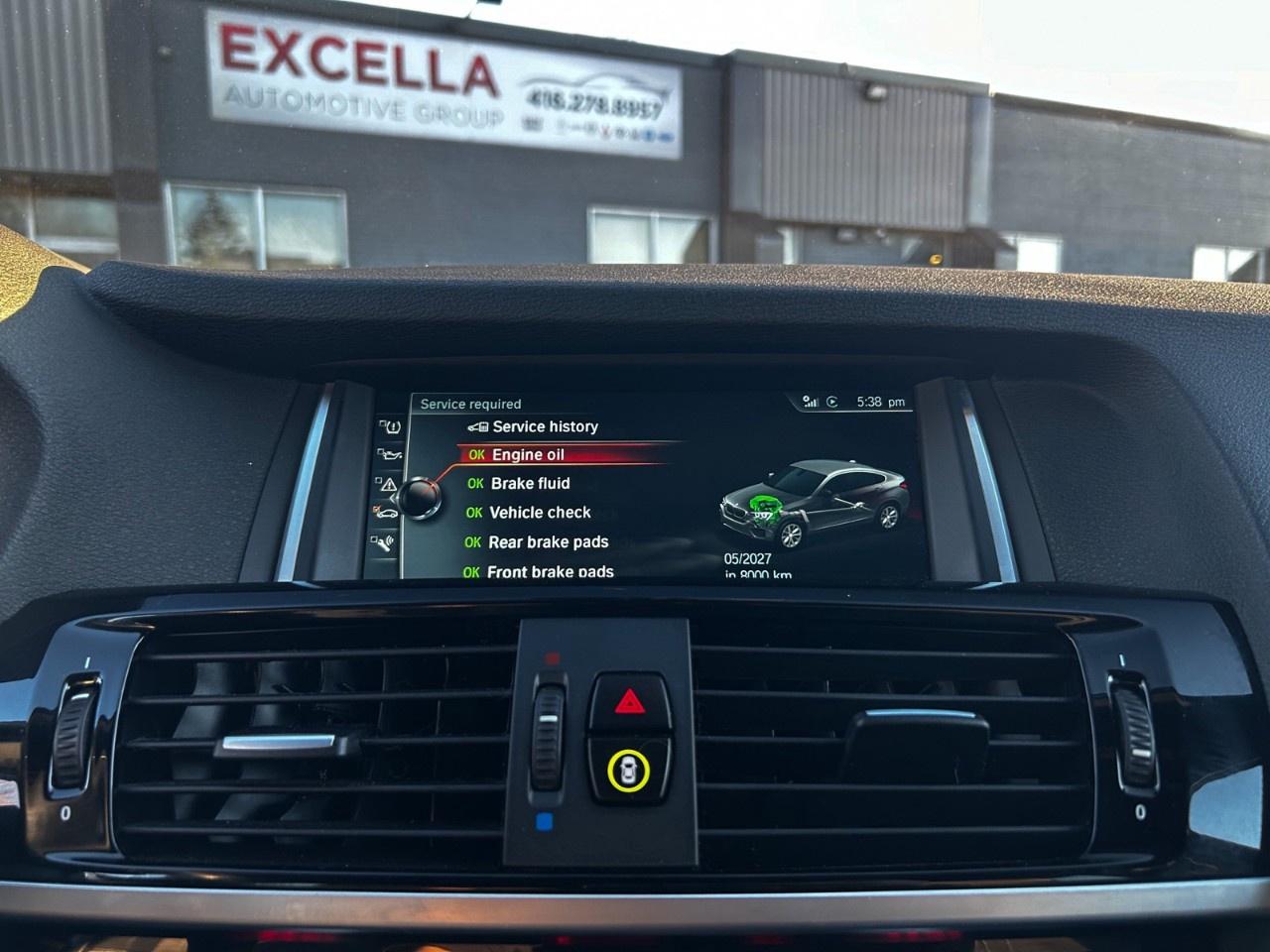 2018 BMW X4 28i xDrive / M Package / Full Options Photo