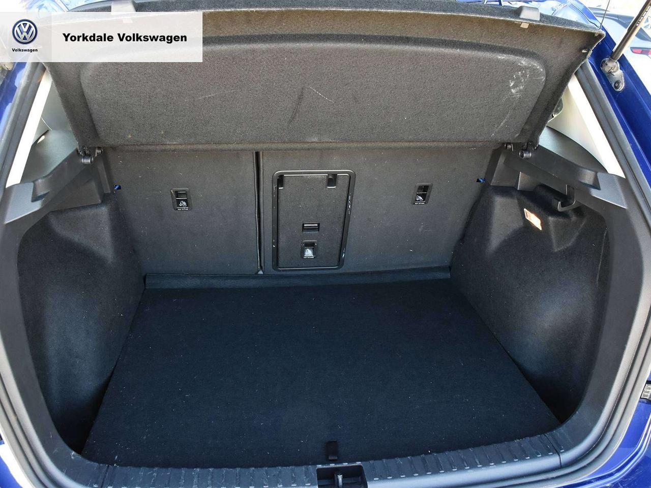 2023 Volkswagen Taos Comfortline Photo
