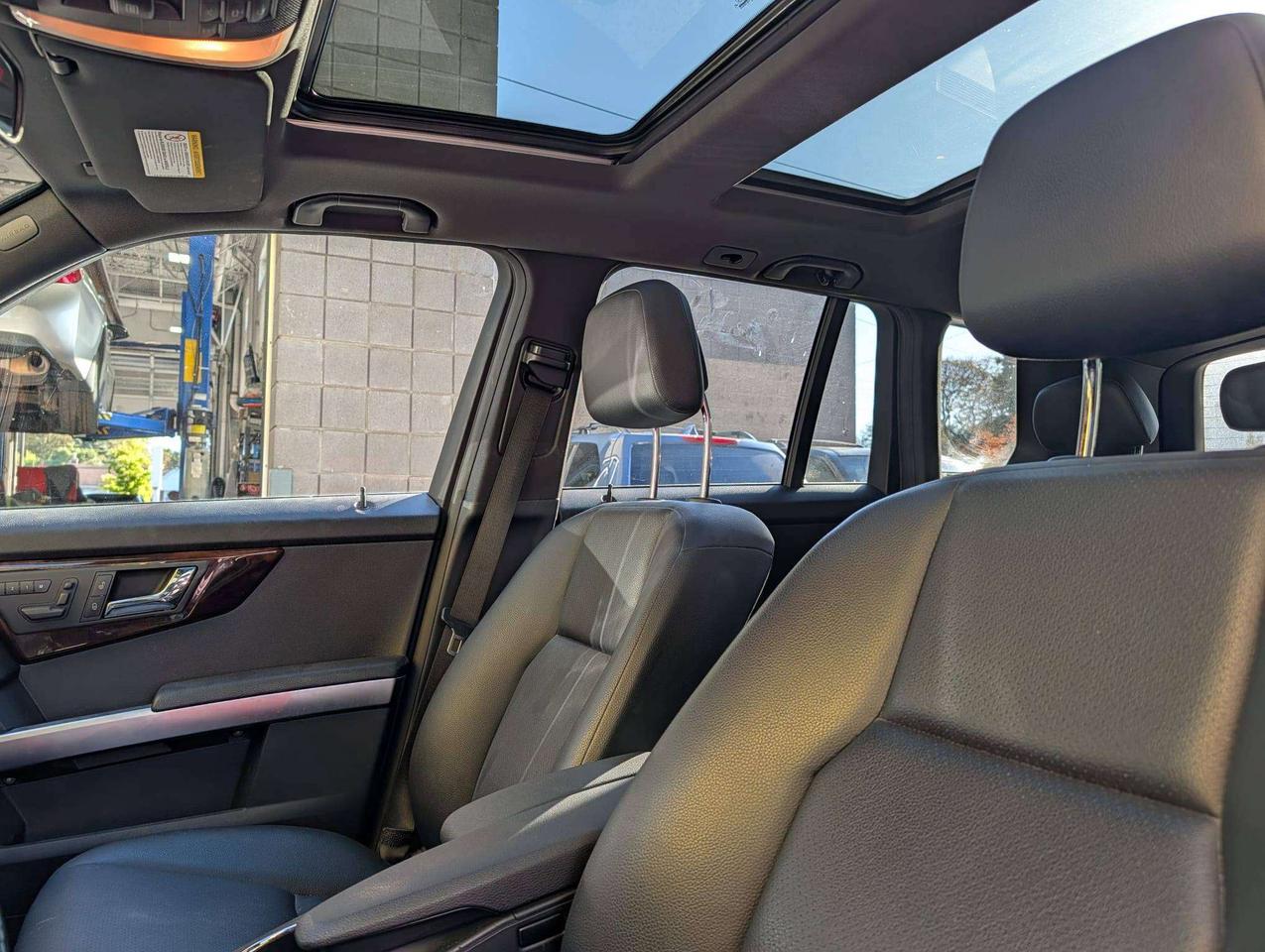 2011 Mercedes-Benz GLK-Class GLK 350 Photo