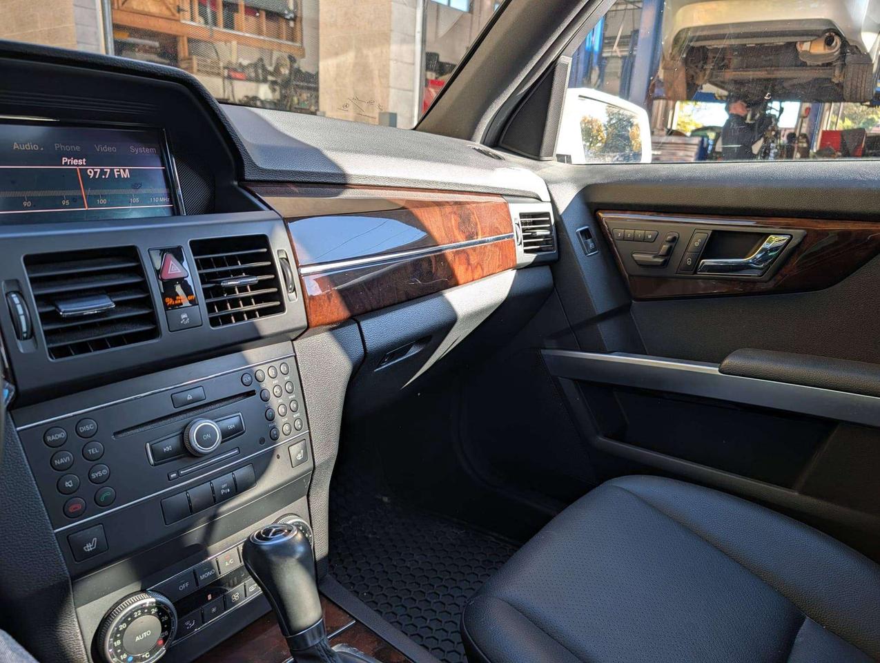2011 Mercedes-Benz GLK-Class GLK 350 Photo