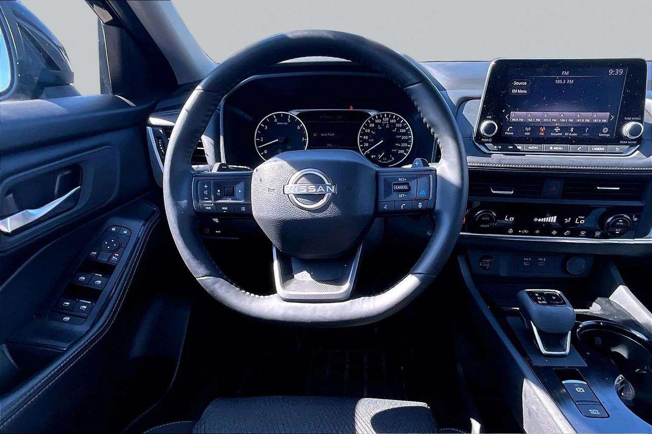 2025 Nissan Rogue SV Moonroof / 90 DAYS NO PAYMENTS Photo