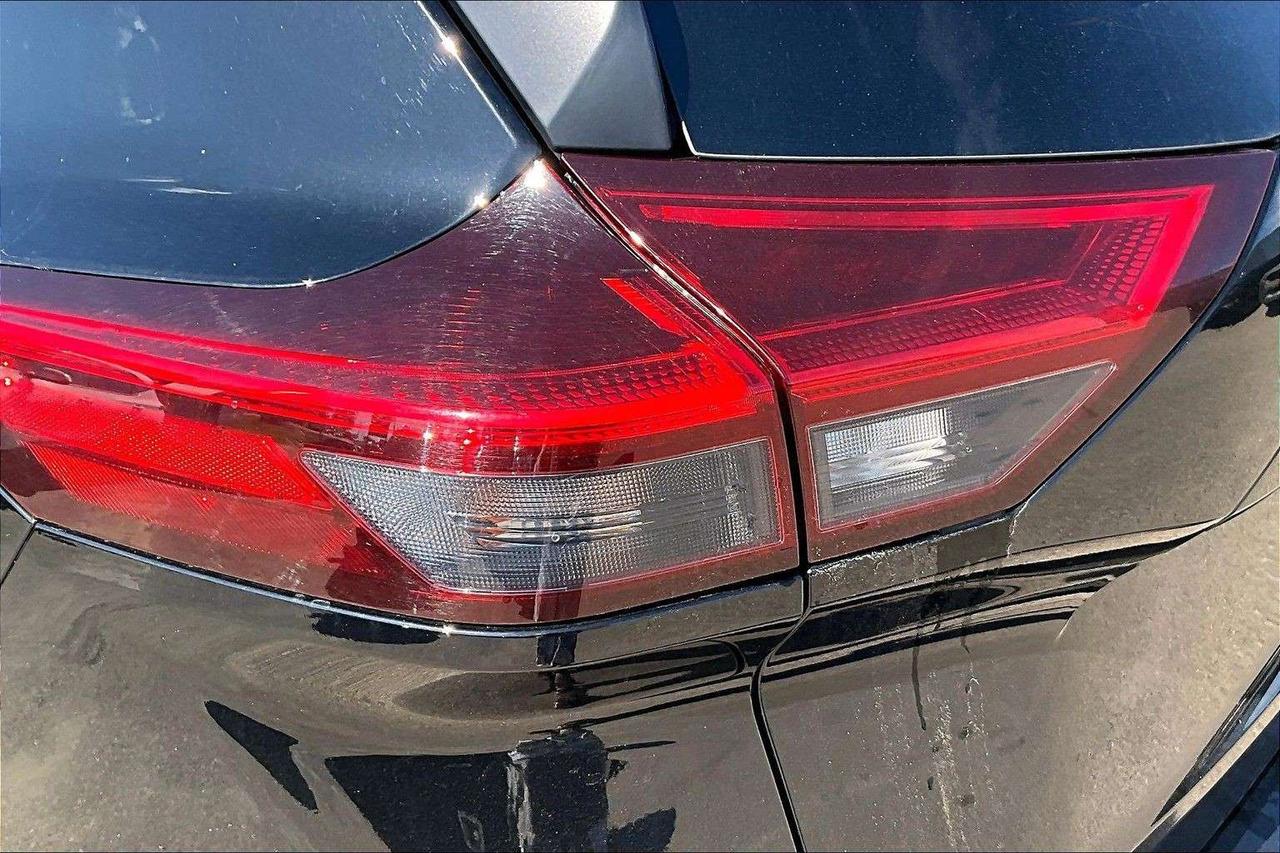 2025 Nissan Rogue SV Moonroof / 90 DAYS NO PAYMENTS Photo