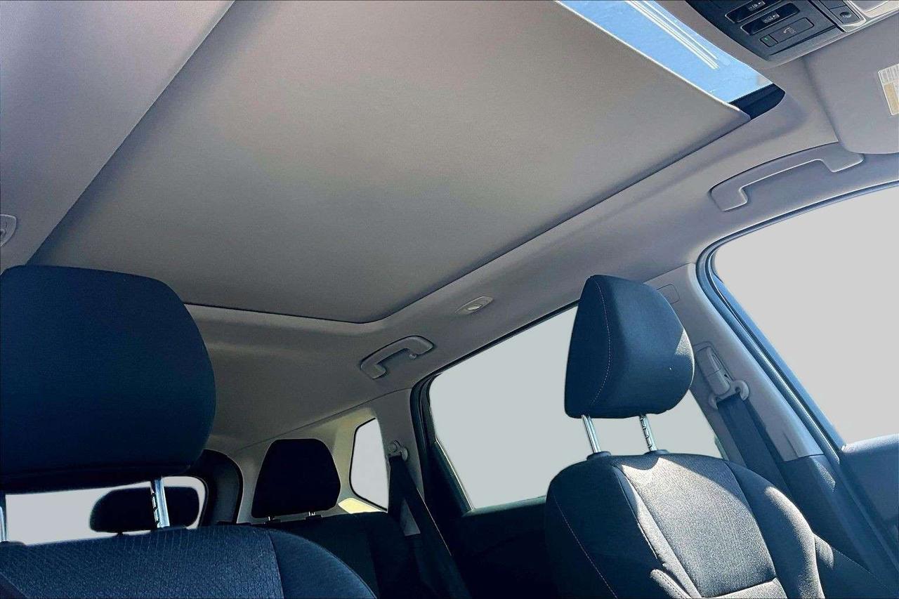 2025 Nissan Rogue SV Moonroof / 90 DAYS NO PAYMENTS Photo