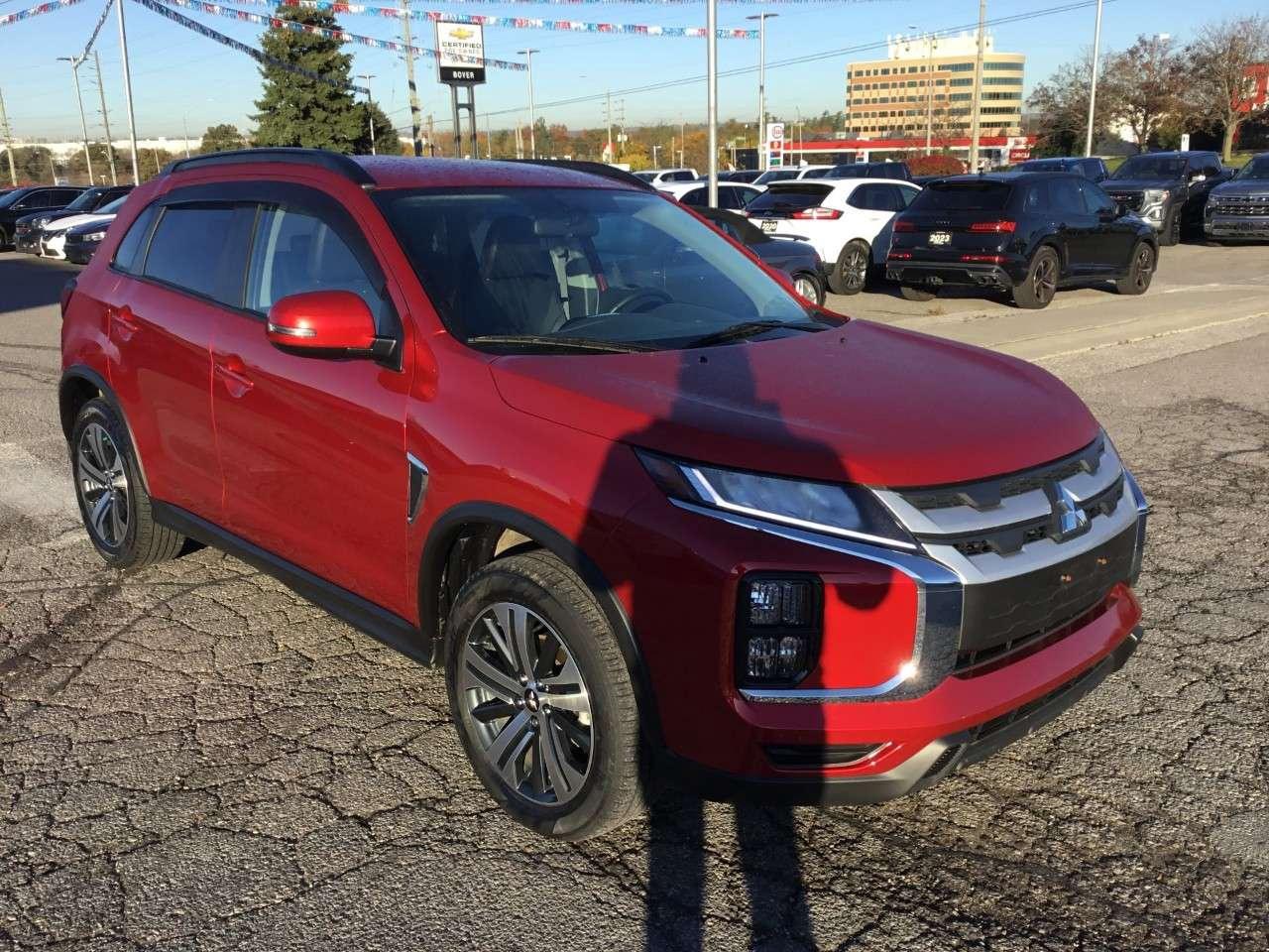 2024 Mitsubishi RVR SEL Photo