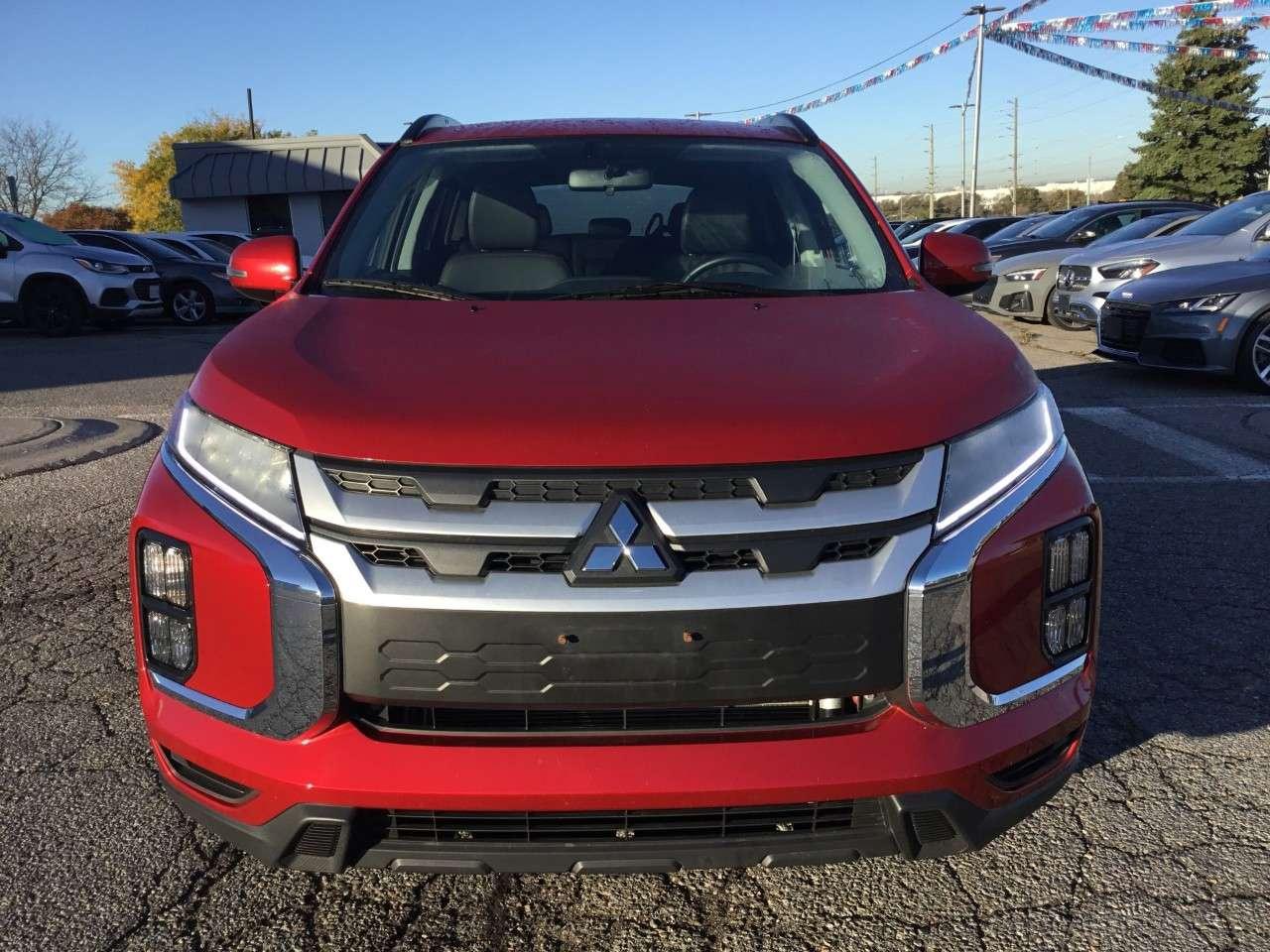 2024 Mitsubishi RVR SEL Photo